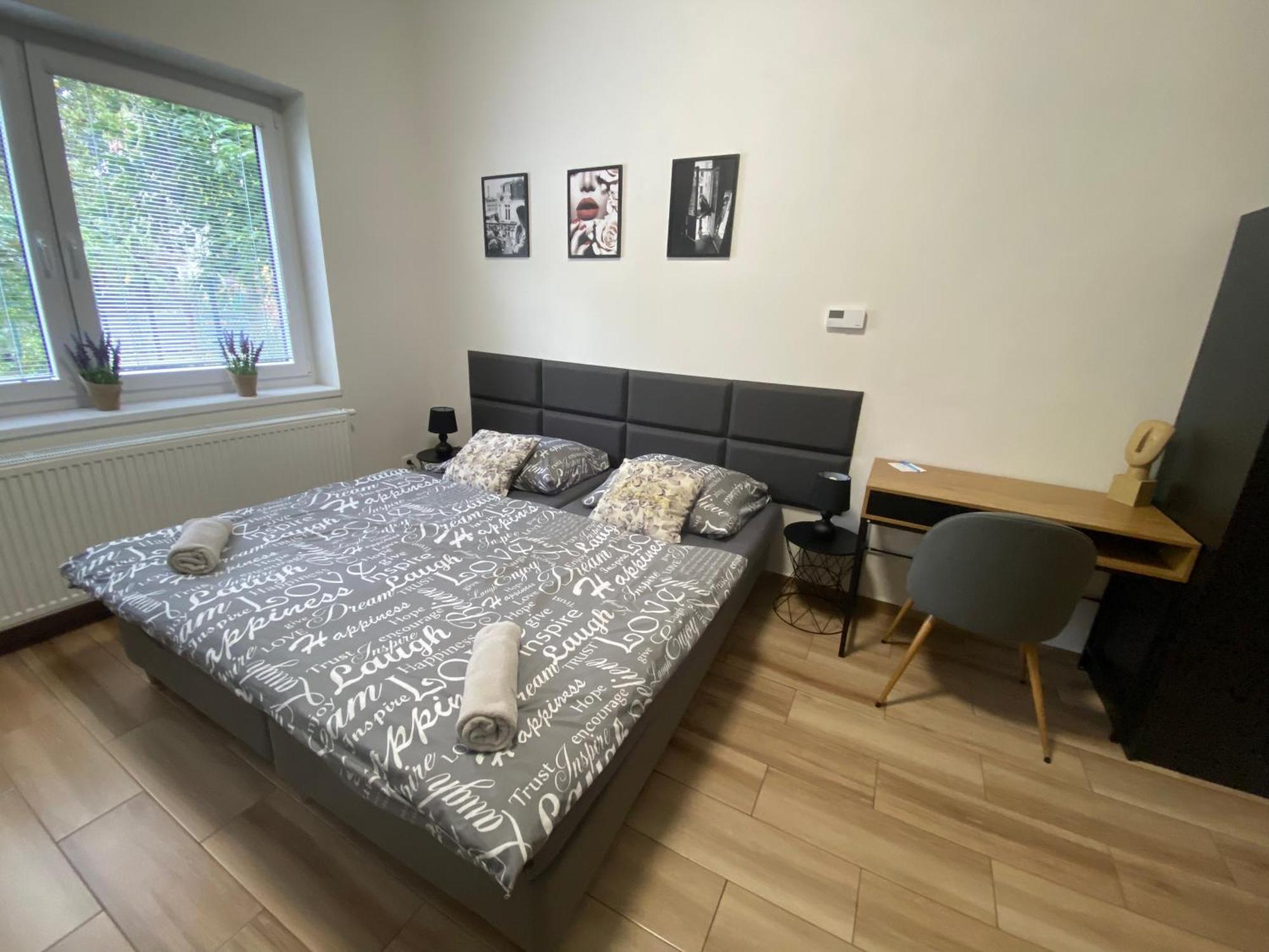 Cerna Ruze - Apartman 7 Plzeň Eksteriør billede